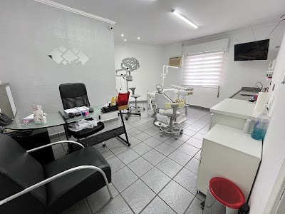 Dr. Francisco Roberto Pilon | Dra. Dimara Micchi Pilon | Dra. Fernanda Serroni